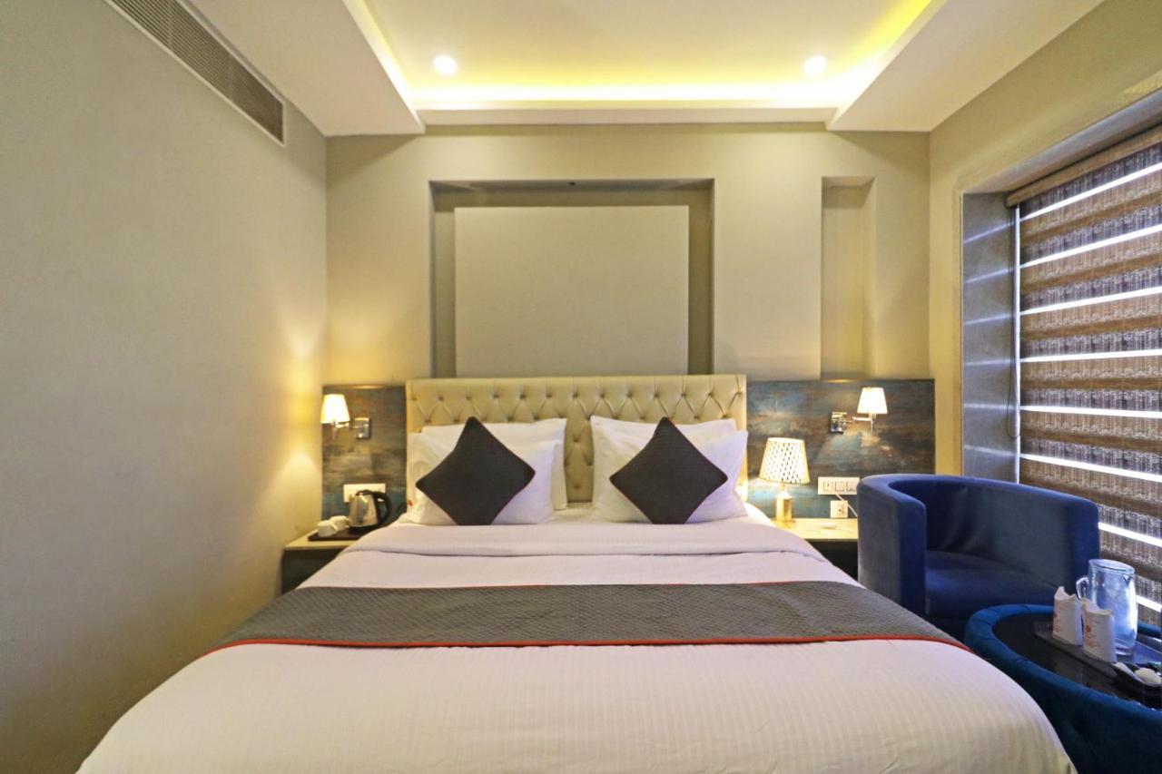The Ivy Grand Hotel In City Centre With Free Secured Parking Νέο Δελχί Εξωτερικό φωτογραφία
